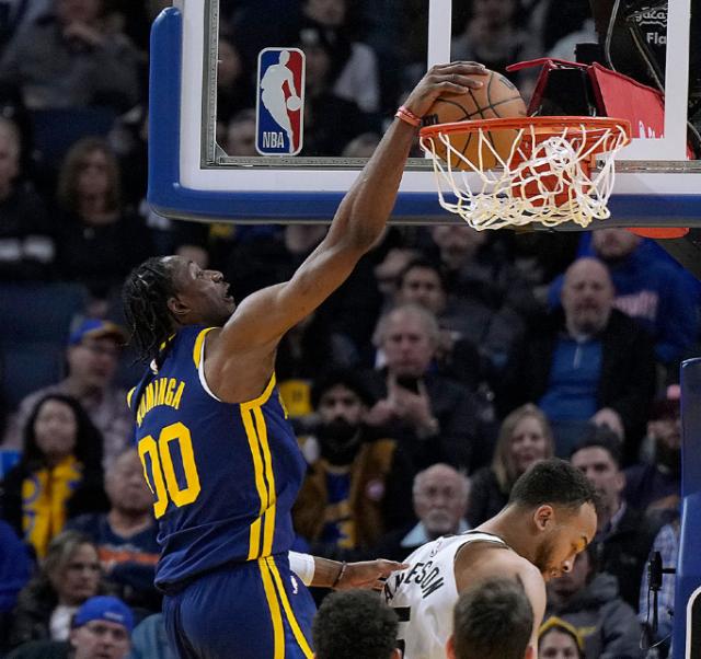 【现场】勇士主场擒狼 汤普森成为金州最硬脊梁